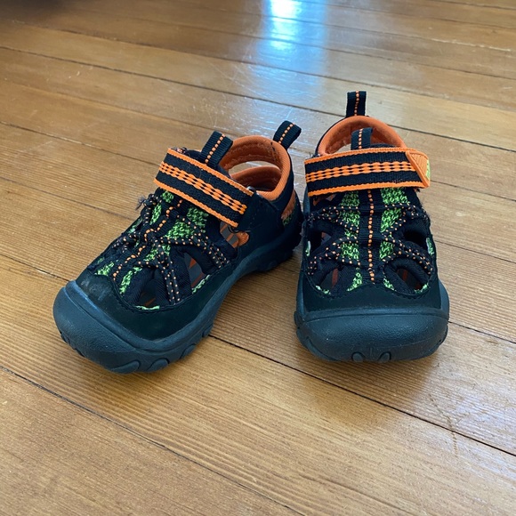 Toddler Sz5 Sandals - Picture 4 of 4
